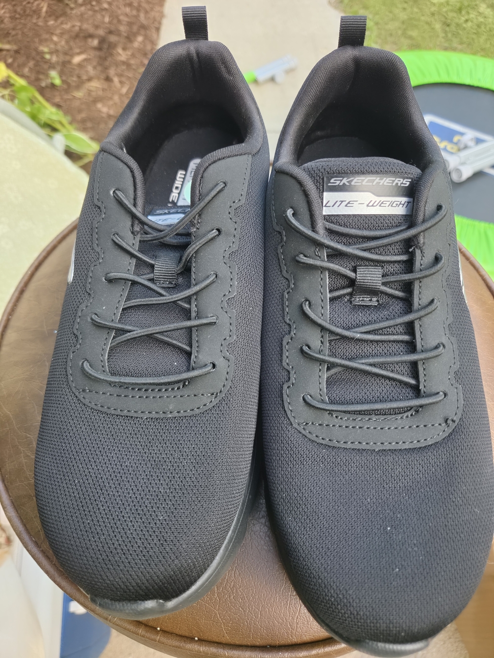 Skechers Women’s Black Memory Foam Sneakers Wide Fit Size 8.5
